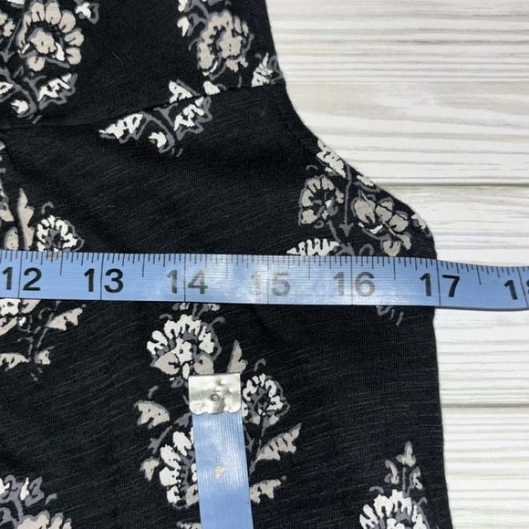 Lucky Brand Floral Tank Top - Picture 6 of 7